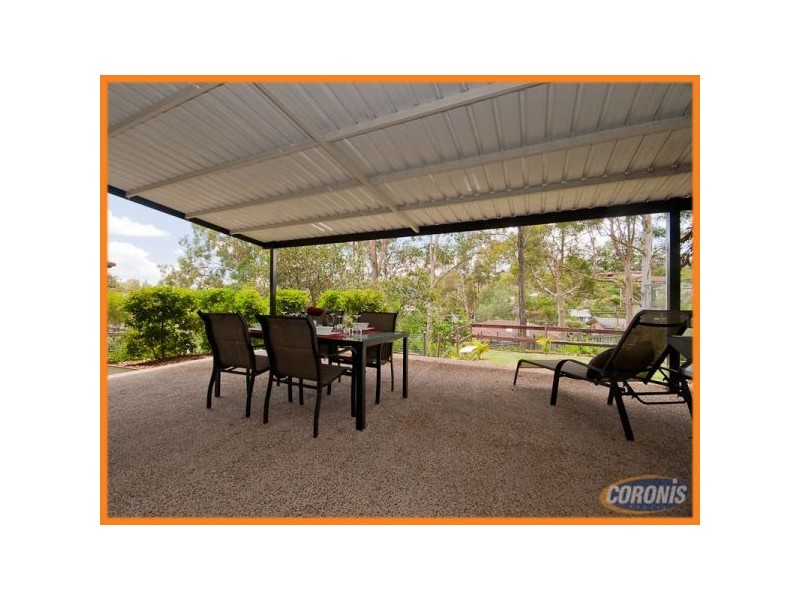 22 Tabulam Drive, Ferny Hills QLD 4055