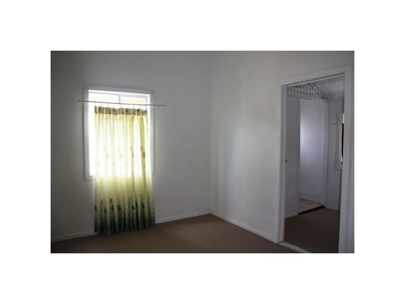 73 Deshon Street, Woolloongabba QLD 4102