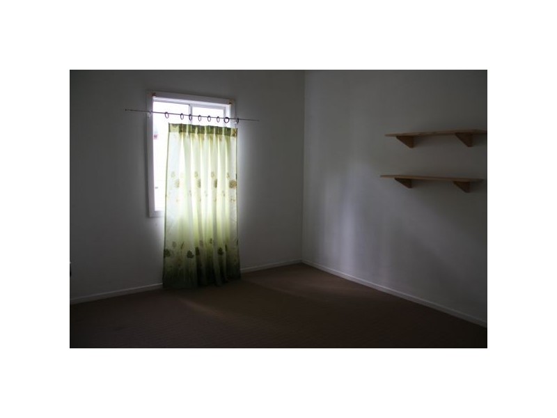 73 Deshon Street, Woolloongabba QLD 4102