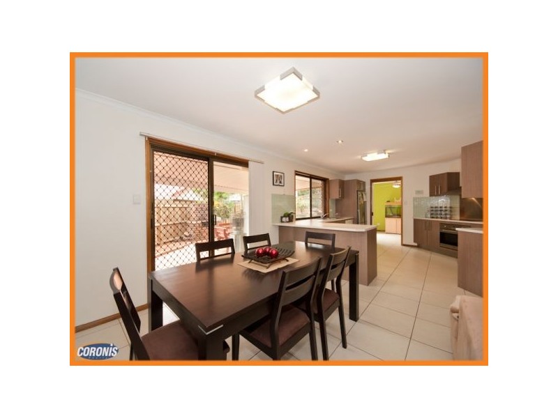 37 Rinnicrew Street, Bracken Ridge QLD 4017