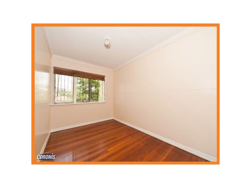 17 Quill Street, Stafford Heights QLD 4053