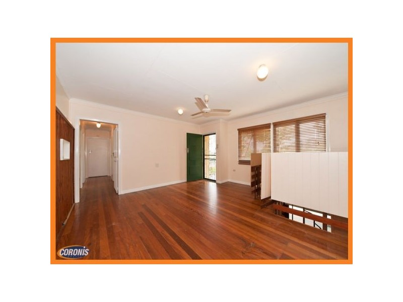 17 Quill Street, Stafford Heights QLD 4053