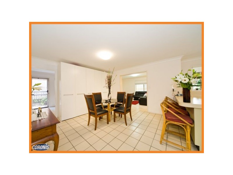 135 Scrub Road, Carindale QLD 4152