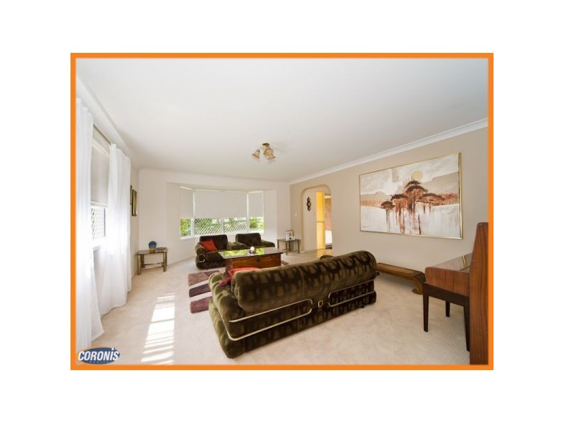 135 Scrub Road, Carindale QLD 4152