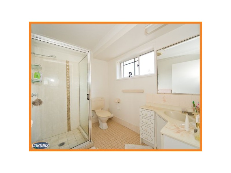 135 Scrub Road, Carindale QLD 4152