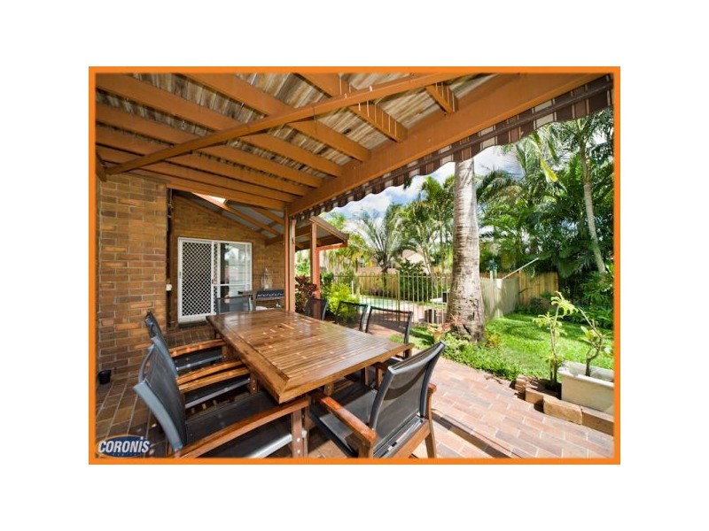 135 Scrub Road, Carindale QLD 4152