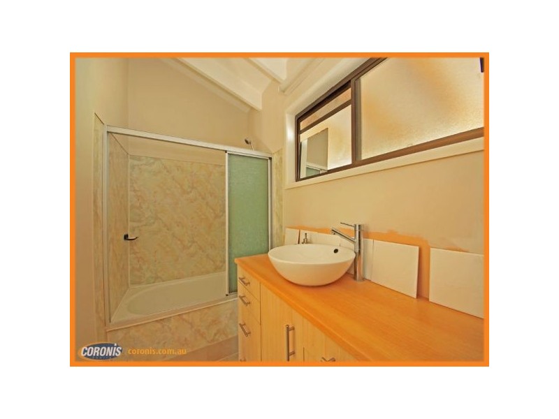 128 Lipscombe Road, Deception Bay QLD 4508