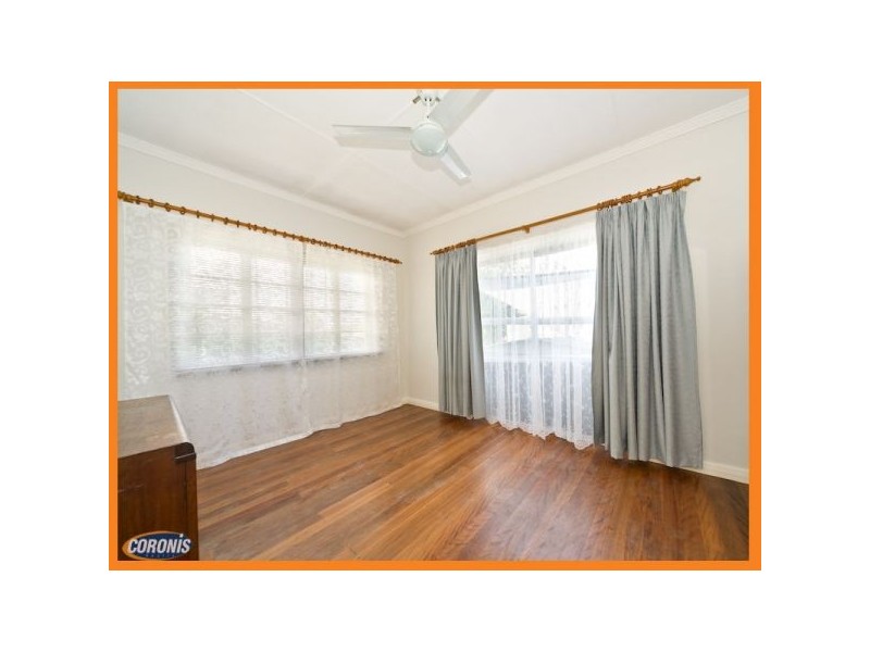 55 Sandy Camp Road, Wynnum QLD 4178