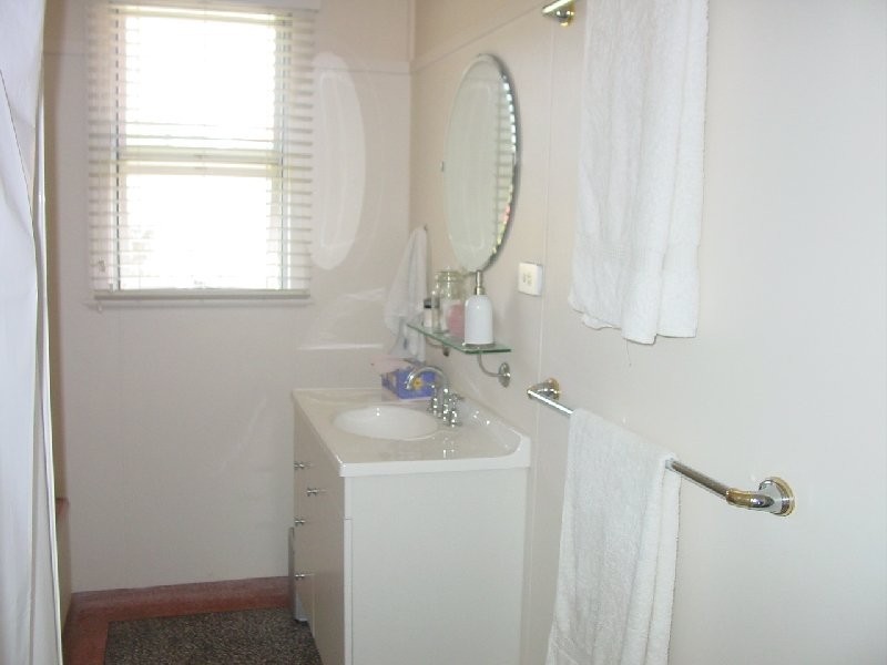 20 Alwyn Street, Stafford Heights QLD 4053