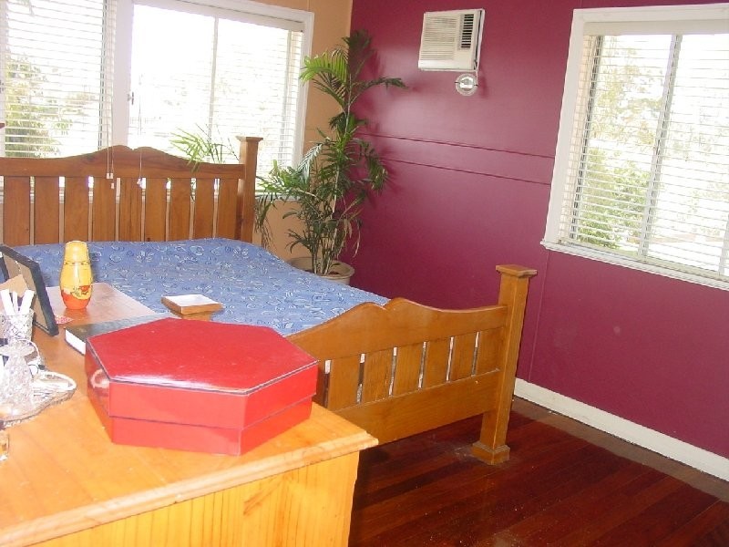 20 Alwyn Street, Stafford Heights QLD 4053