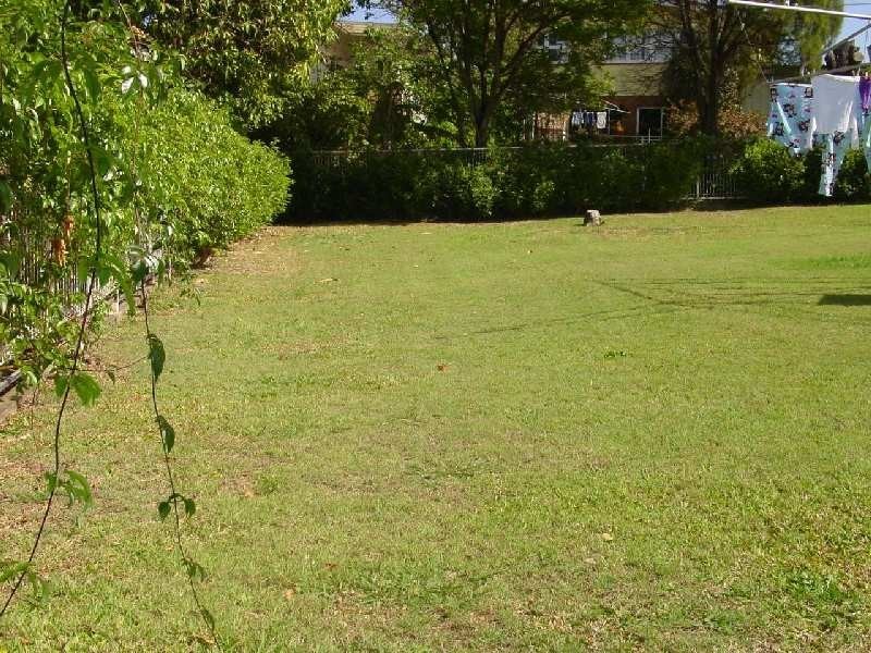 20 Alwyn Street, Stafford Heights QLD 4053