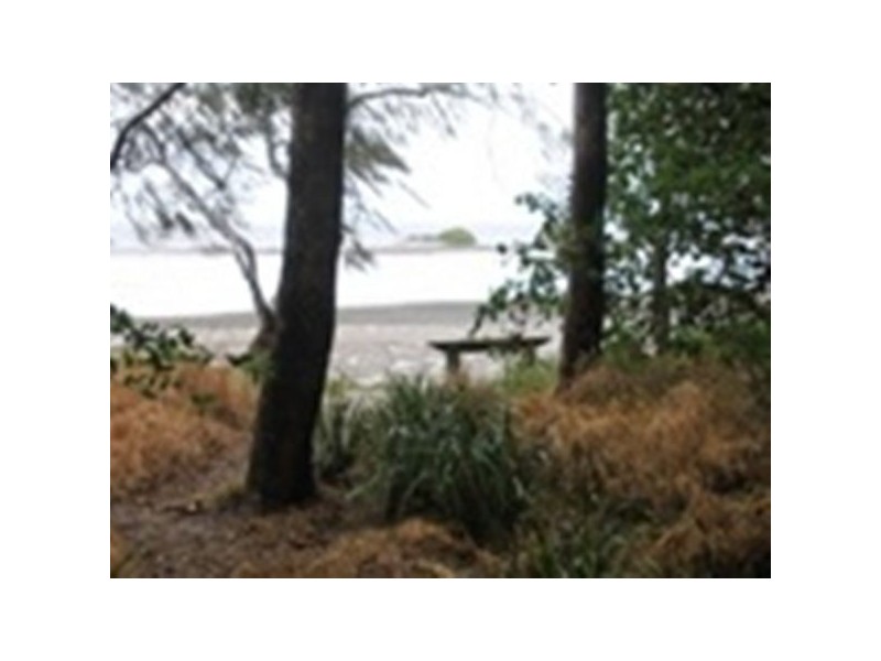 12 Bayswater Court, Sandstone Point QLD 4511