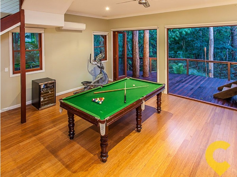 16 View Crescent, Arana Hills QLD 4054