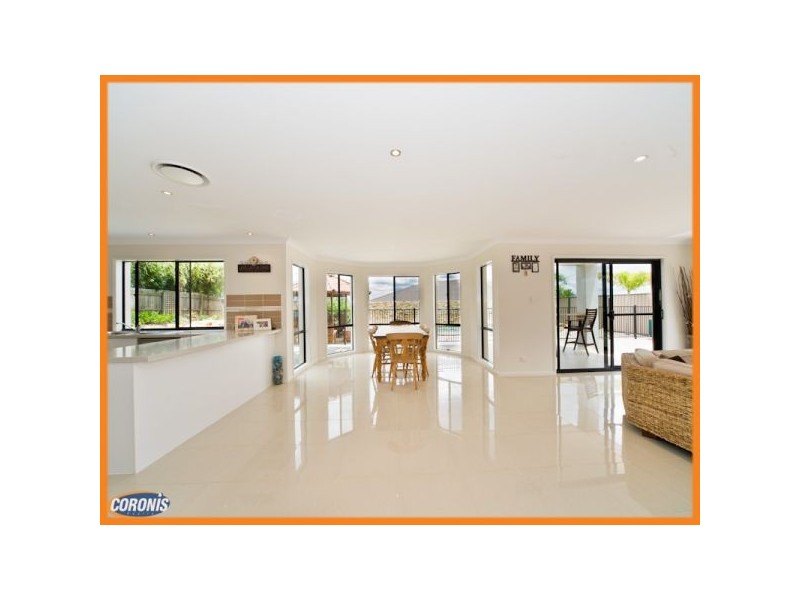 11 Denis Street, Murrumba Downs QLD 4503