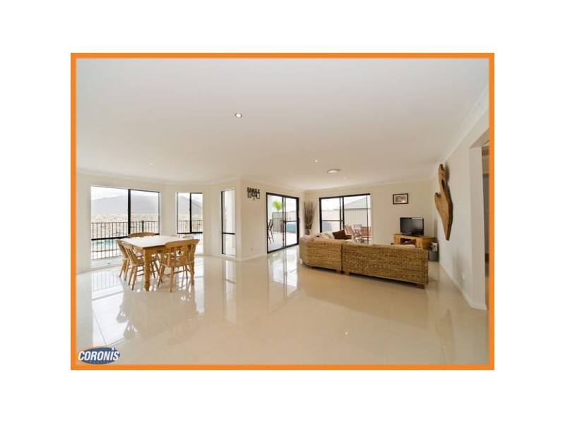 11 Denis Street, Murrumba Downs QLD 4503