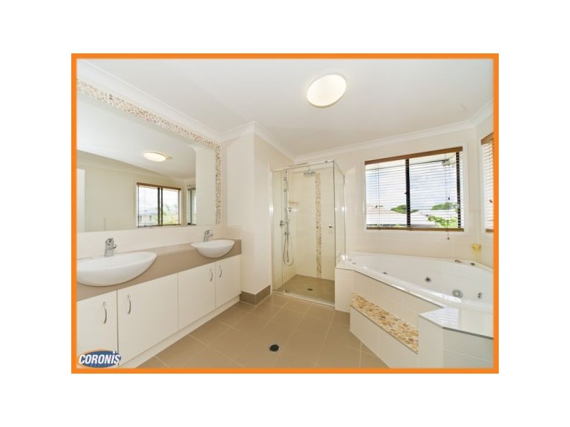 11 Denis Street, Murrumba Downs QLD 4503