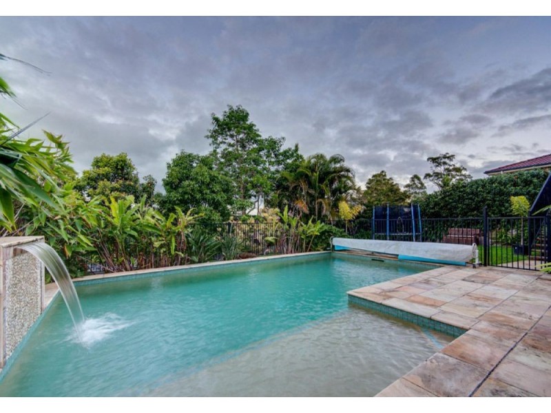 29 Reginald Avenue, Arana Hills QLD 4054