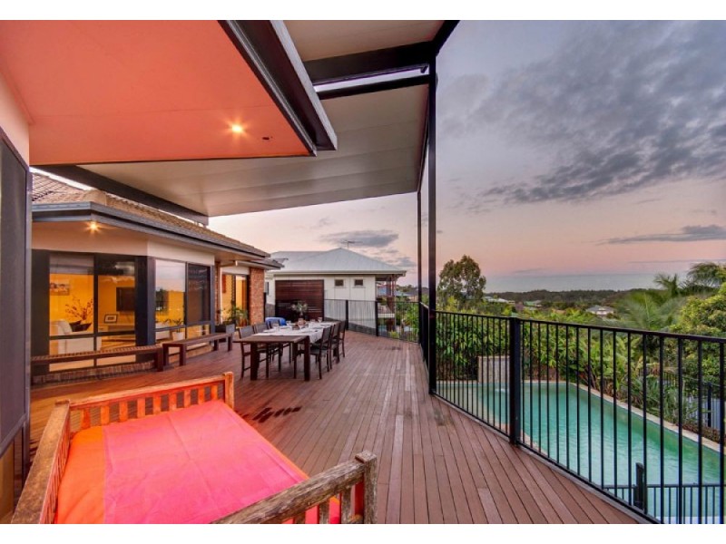 29 Reginald Avenue, Arana Hills QLD 4054