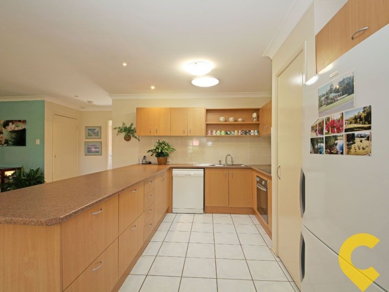 2 Woodland Close, Bracken Ridge QLD 4017