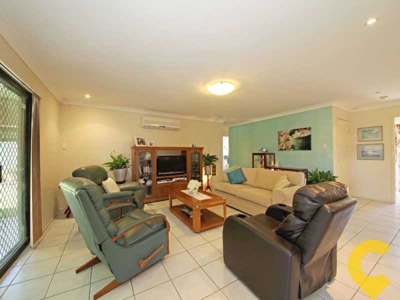 2 Woodland Close, Bracken Ridge QLD 4017