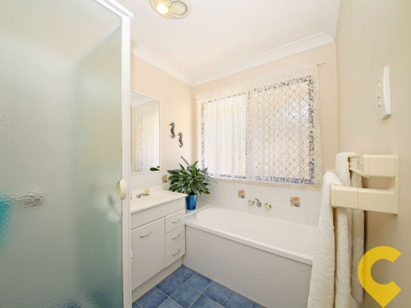 2 Woodland Close, Bracken Ridge QLD 4017