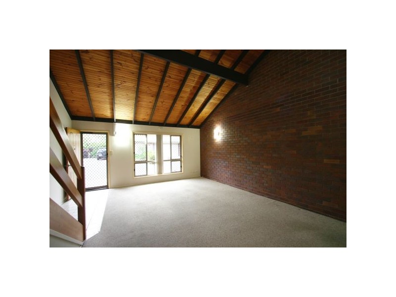 Arana Hills QLD 4054