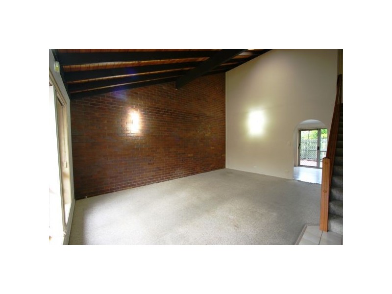 Arana Hills QLD 4054