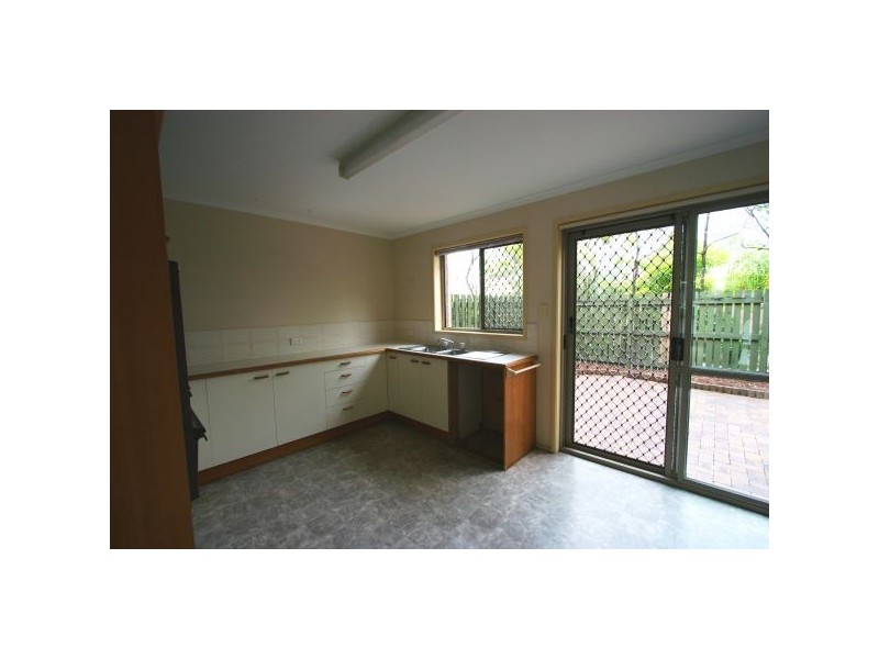 Arana Hills QLD 4054