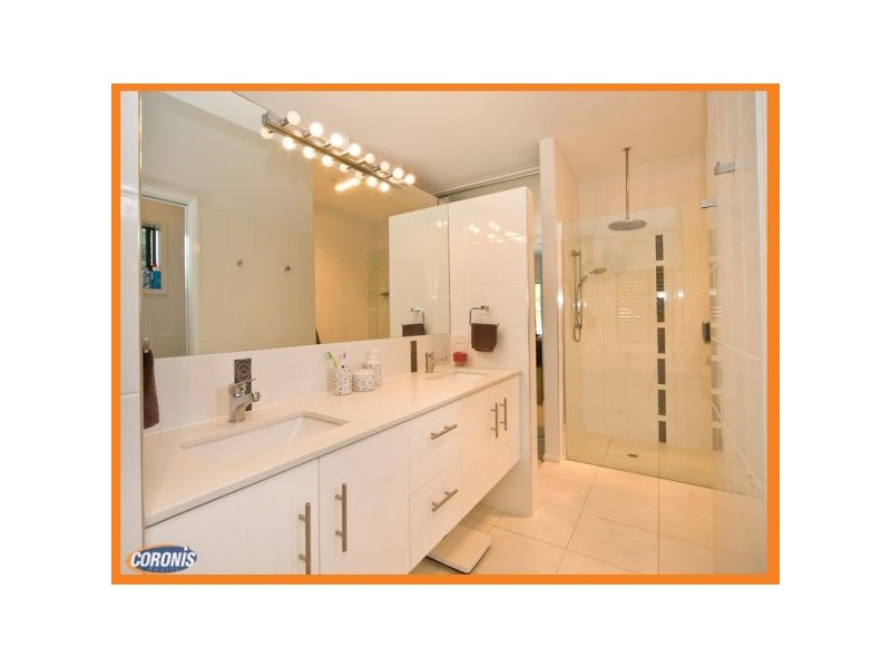 Holland Park QLD 4121