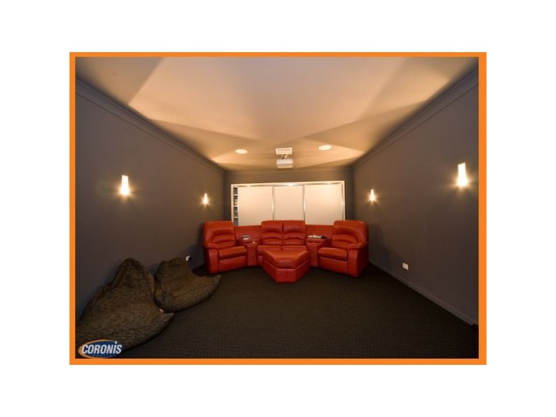 Holland Park QLD 4121