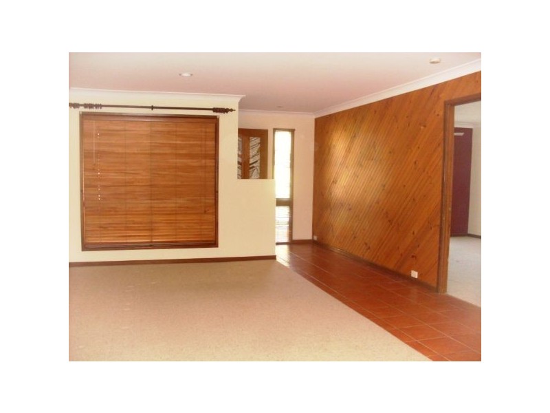 8 Streep Place, Mcdowall QLD 4053