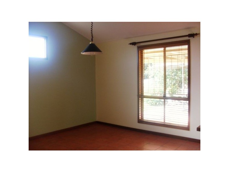 8 Streep Place, Mcdowall QLD 4053