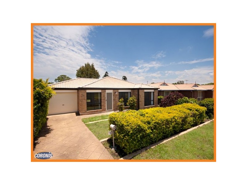 5 Janine Street, Wynnum West QLD 4178