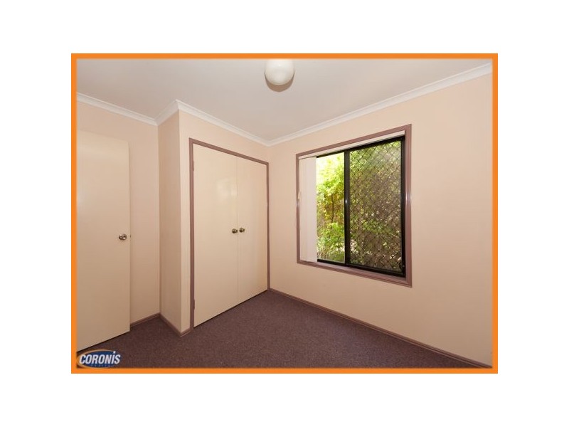 5 Janine Street, Wynnum West QLD 4178