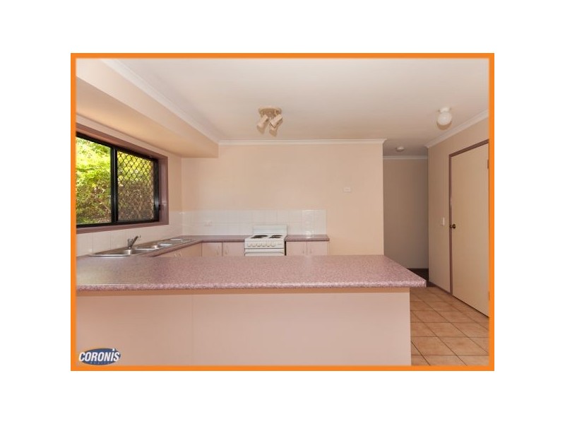 5 Janine Street, Wynnum West QLD 4178