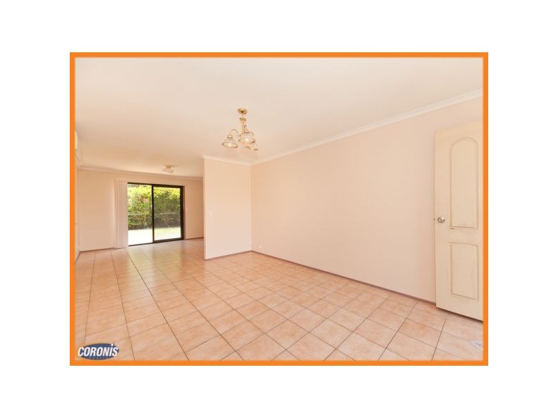 5 Janine Street, Wynnum West QLD 4178