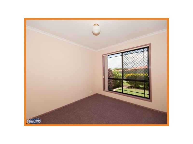 5 Janine Street, Wynnum West QLD 4178