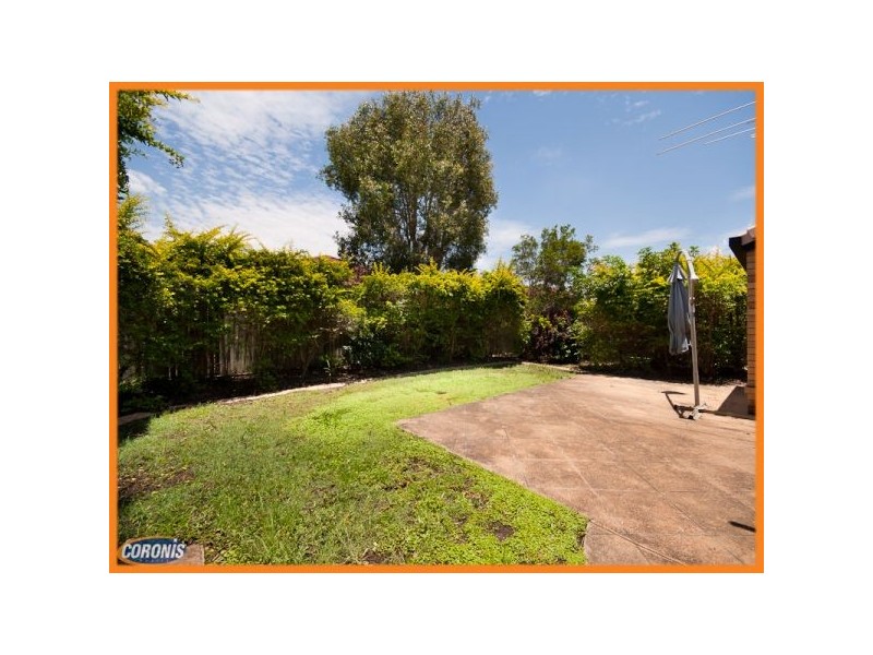 5 Janine Street, Wynnum West QLD 4178