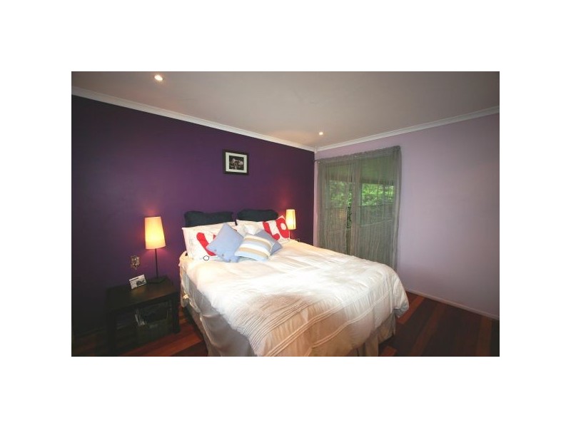 4 Kingaroy Street, Stafford QLD 4053