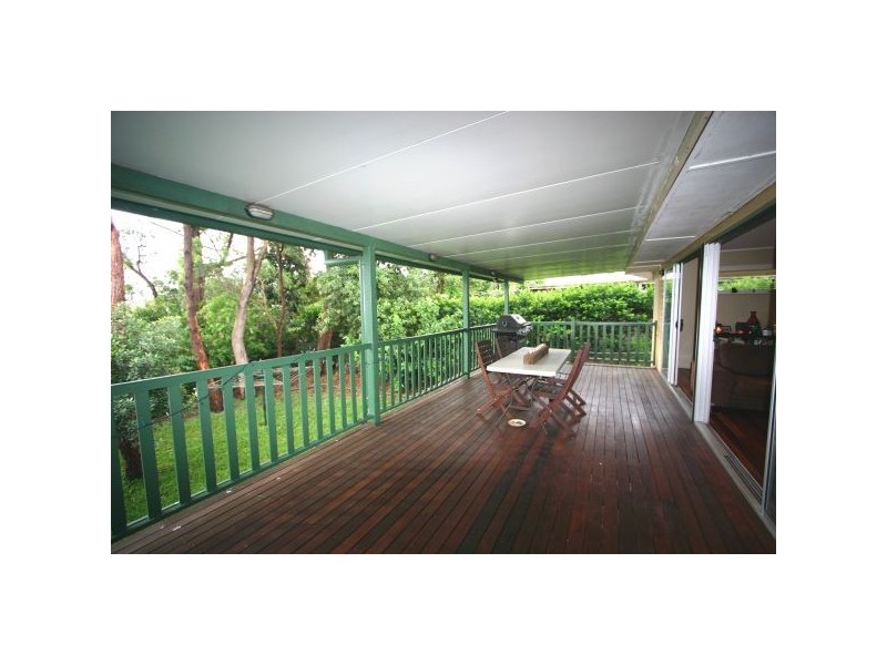 4 Kingaroy Street, Stafford QLD 4053