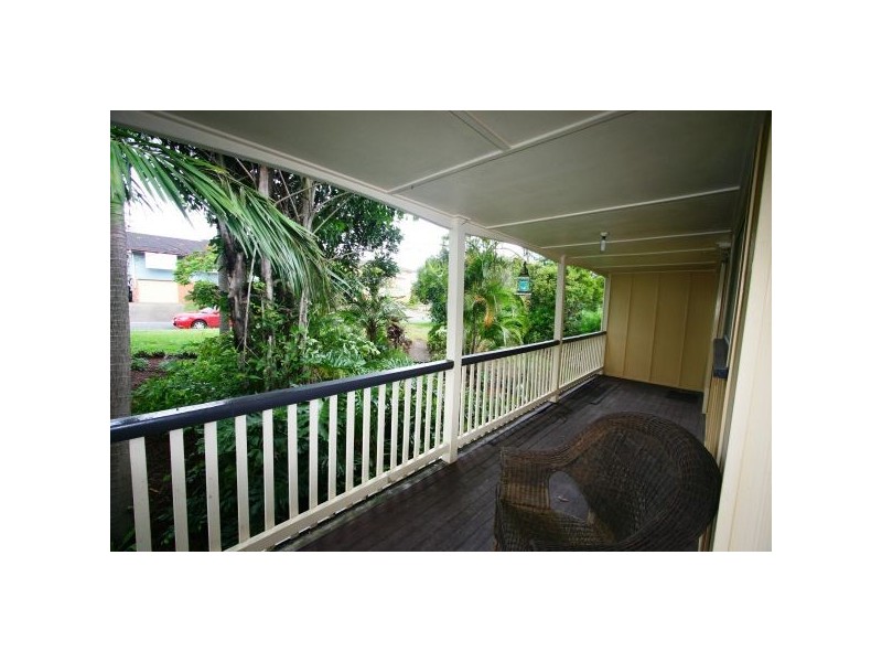 4 Kingaroy Street, Stafford QLD 4053