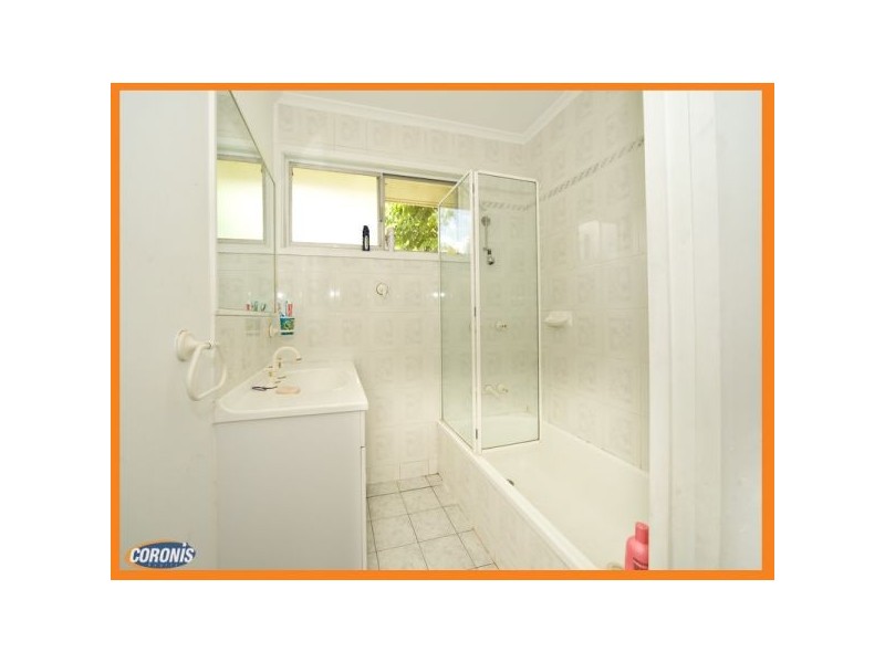 128 Mt Gravatt Capalaba Road, Upper Mount Gravatt QLD 4122