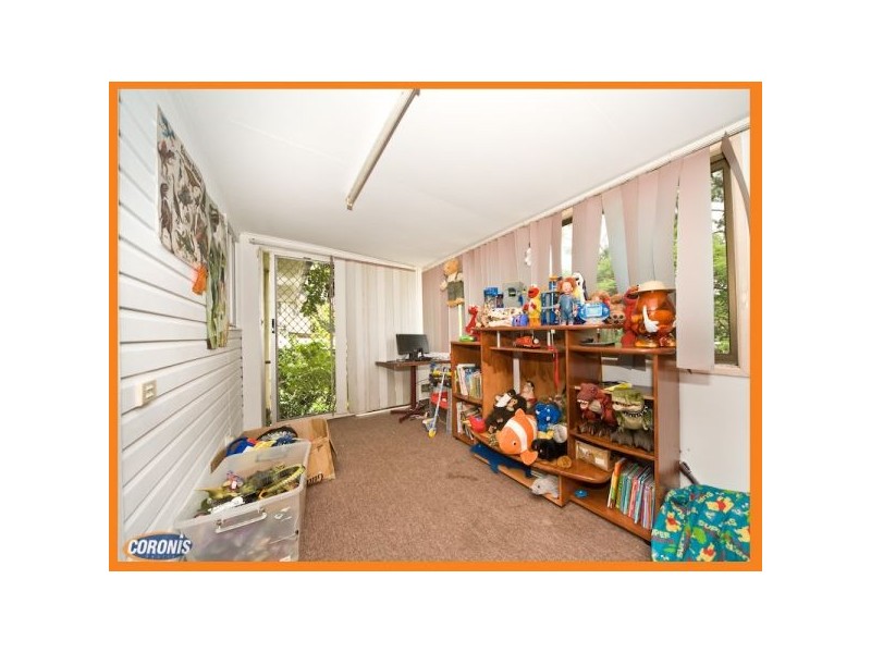 128 Mt Gravatt Capalaba Road, Upper Mount Gravatt QLD 4122