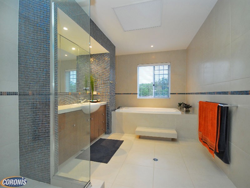 64 Sinatra Crescent, Mcdowall QLD 4053