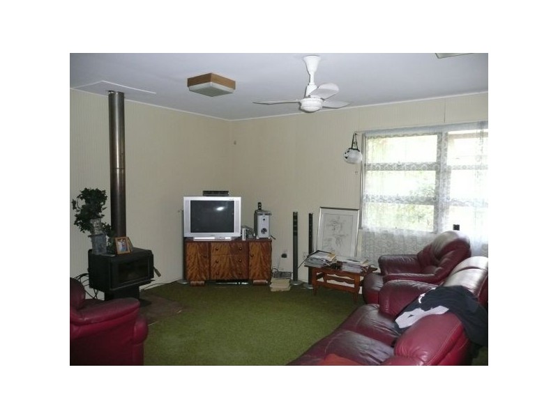 21A Storey Road, Kallangur QLD 4503