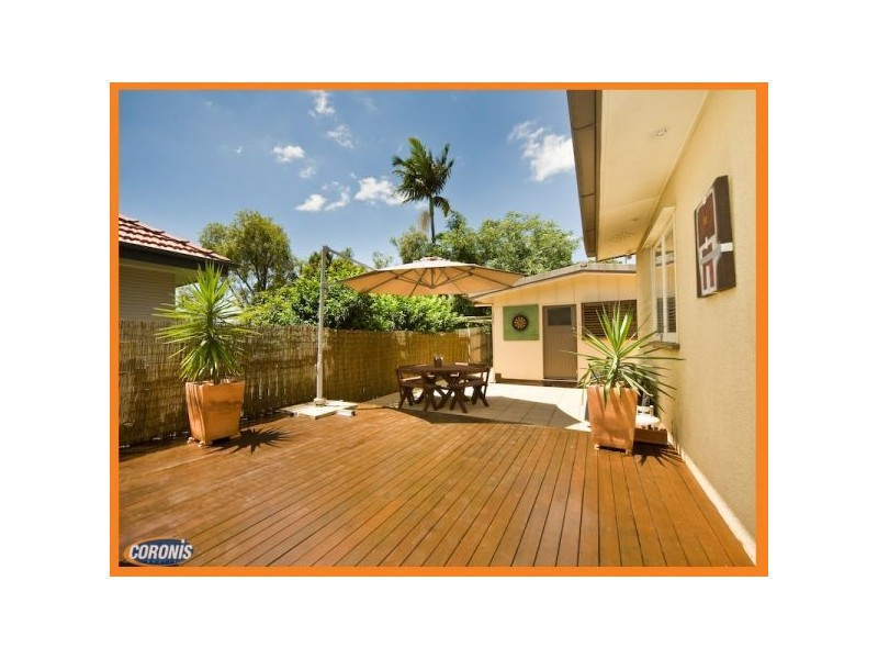 Holland Park West QLD 4121
