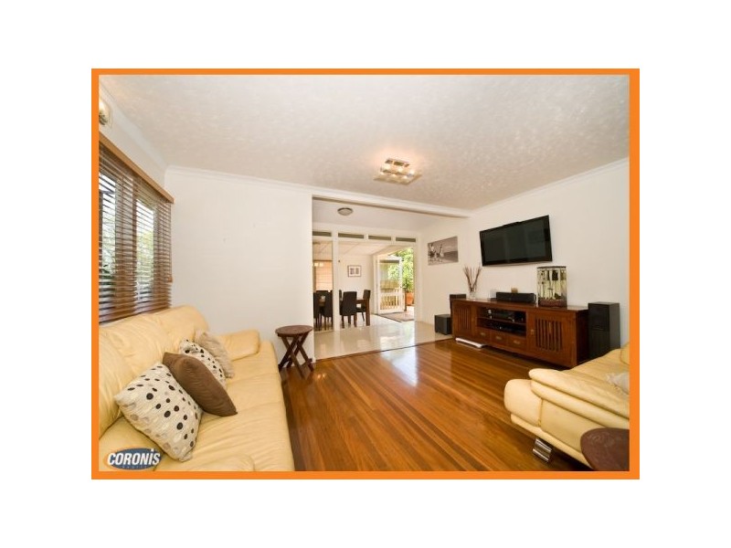 Holland Park West QLD 4121