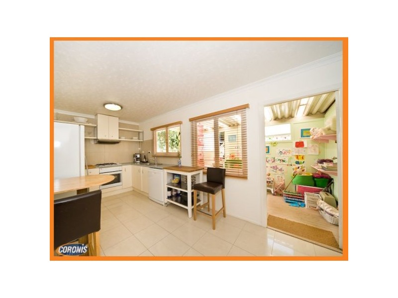 Holland Park West QLD 4121