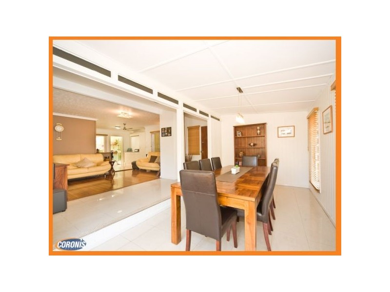 Holland Park West QLD 4121