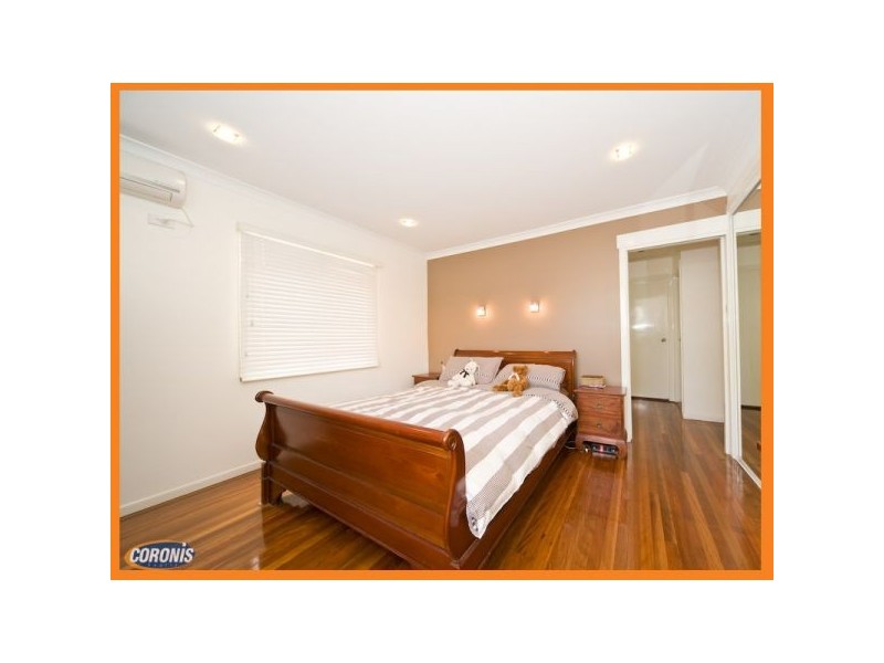 Holland Park West QLD 4121